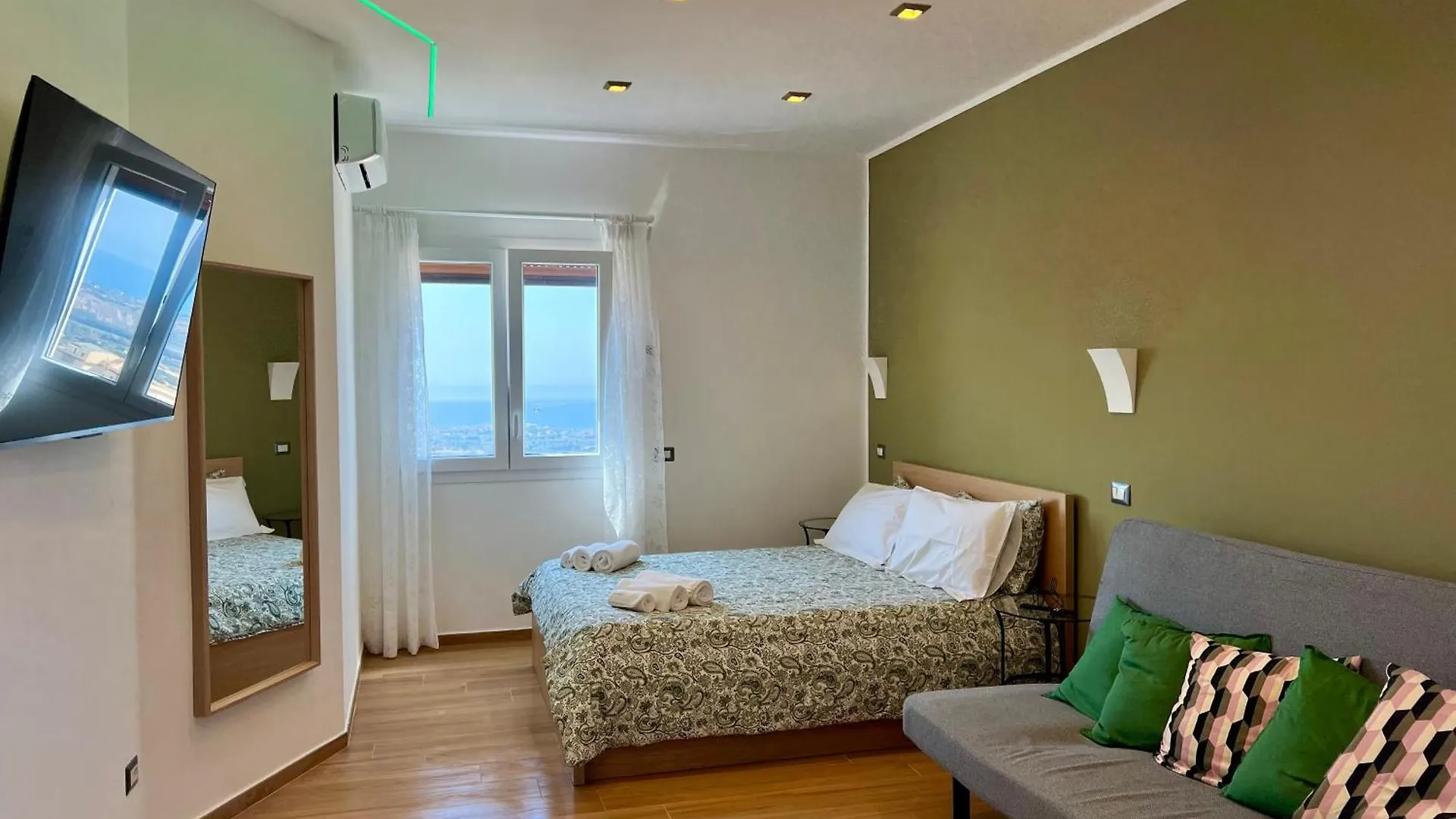 Hotel Liu' al viale Agrigento 0*,